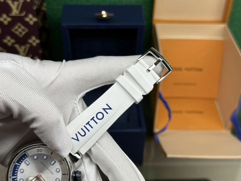 DailyWear LOUIS VUITTON Watches 189864
