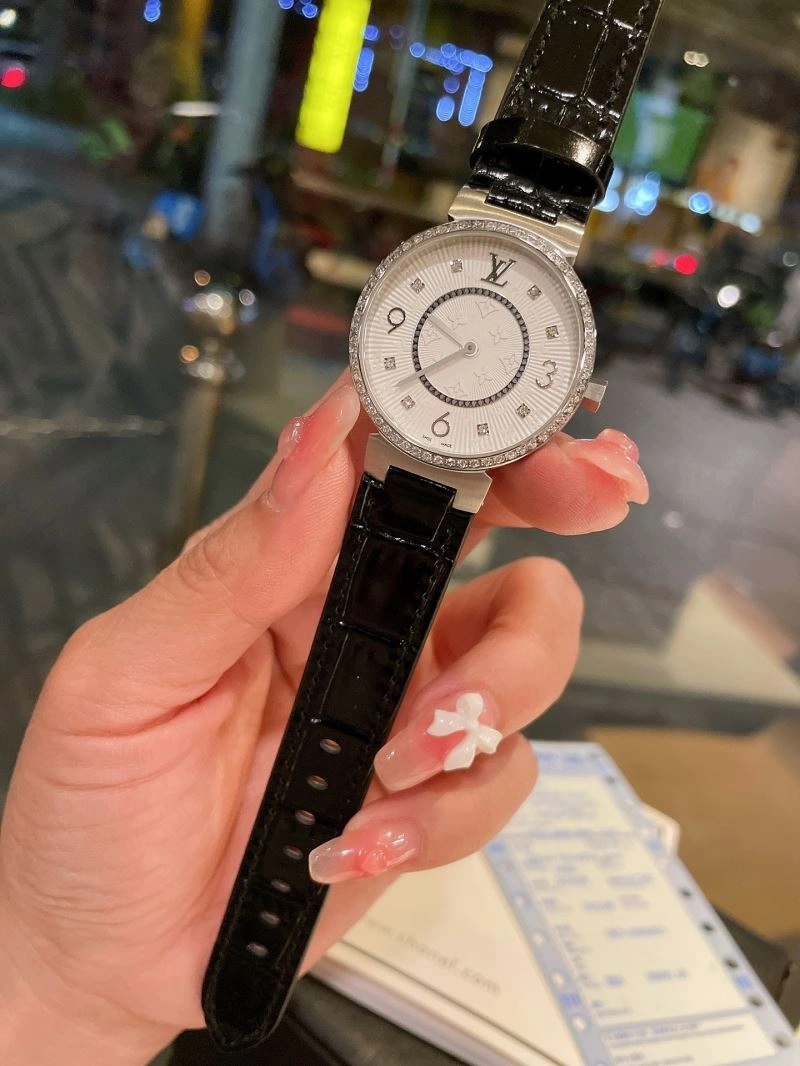 LOUIS VUITTON Watches Comfortable 189862