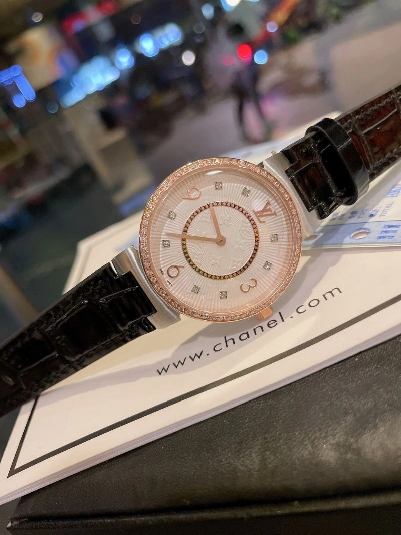 LOUIS VUITTON Watches Comfortable 189862