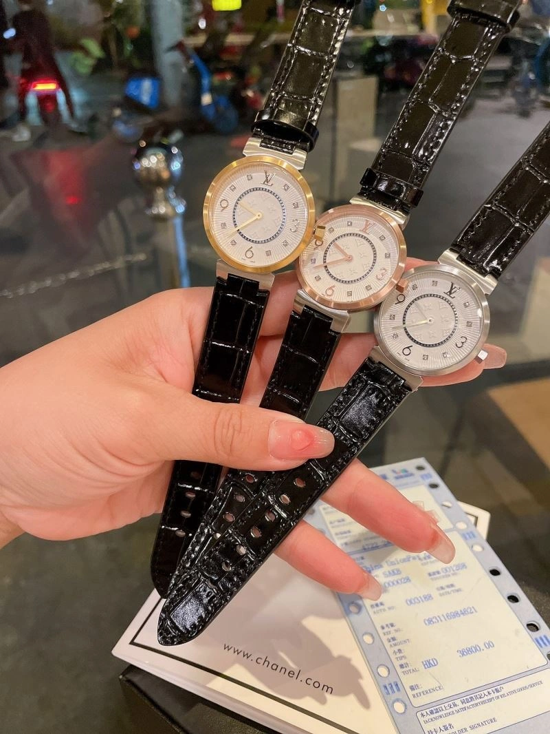 LOUIS VUITTON Watches WeatherProof 189861