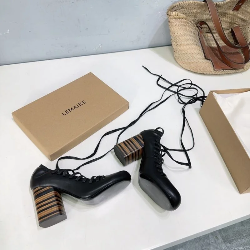 Lemaire Shoes Minimalist 9716