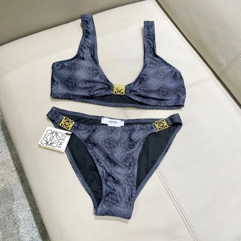 Sporty Loewe Bikins 256230