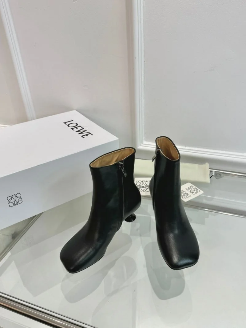 Loewe Boots Neat 12161