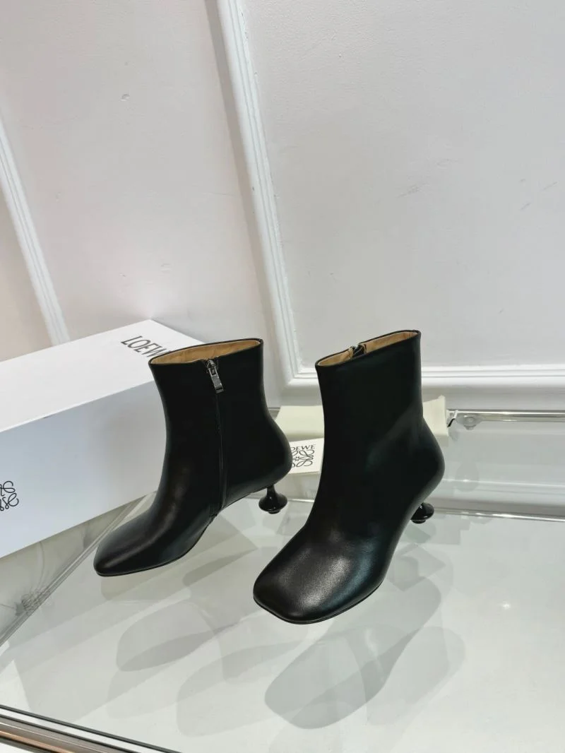 Loewe Boots Neat 12161