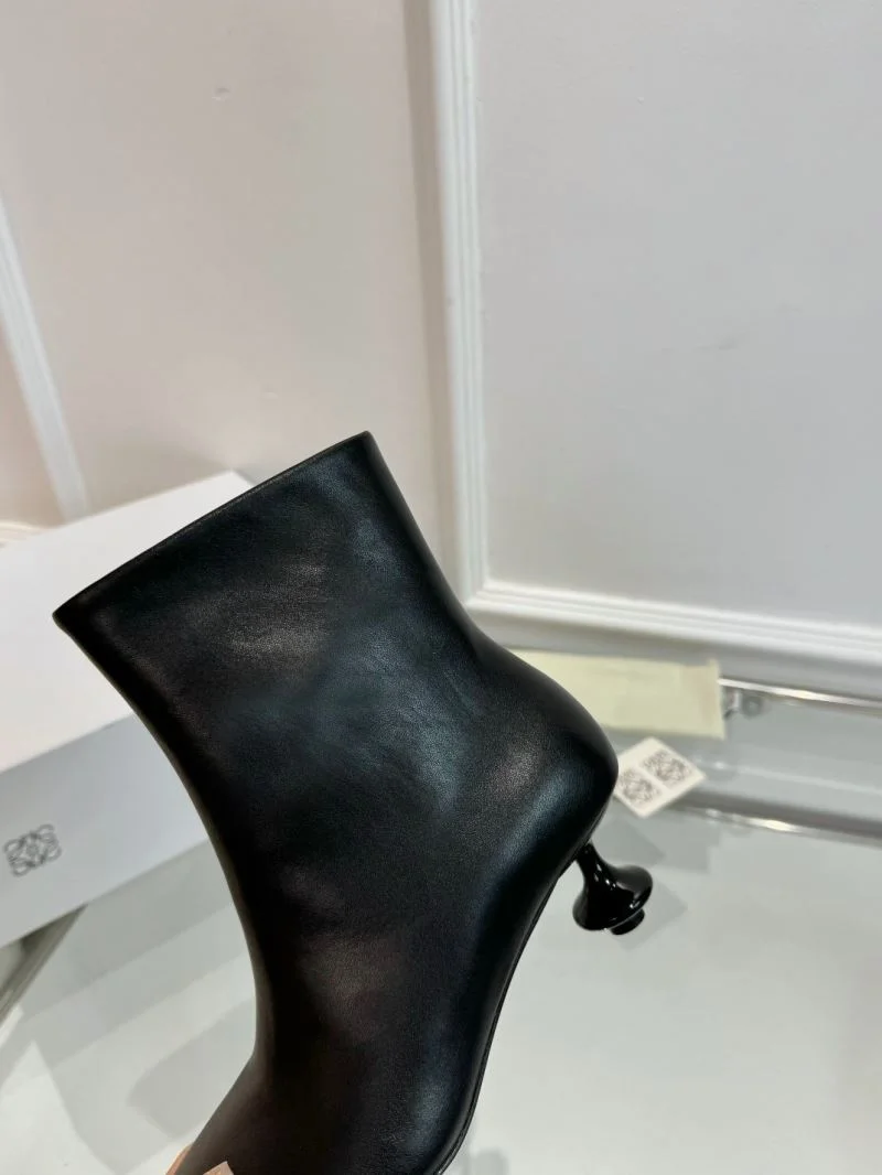 Loewe Boots Neat 12161