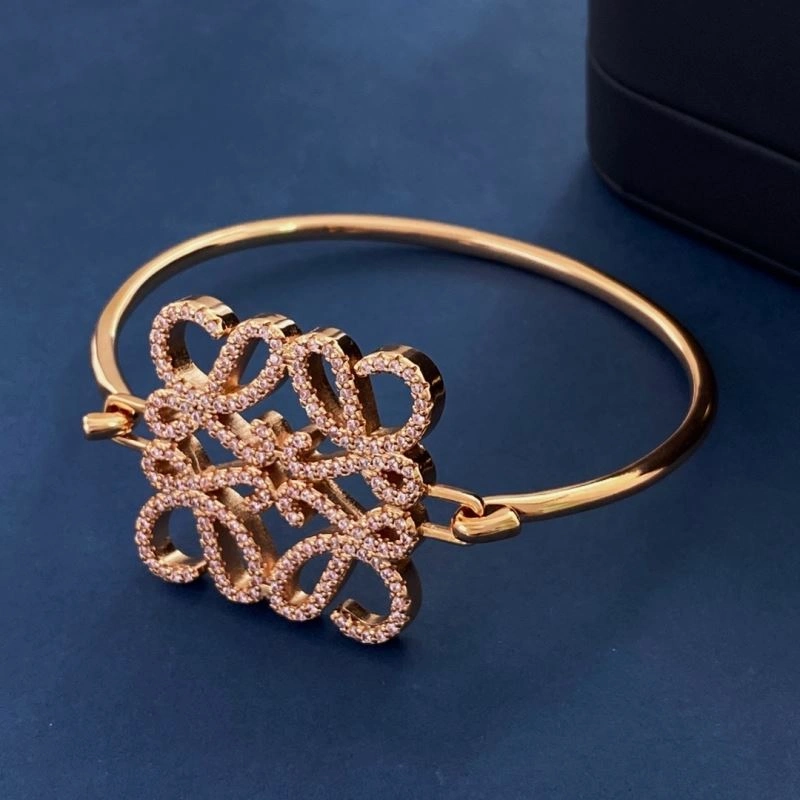 HighQuality Loewe Bracelets 211203