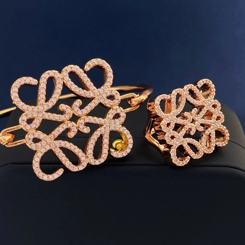 HighQuality Loewe Bracelets 211203