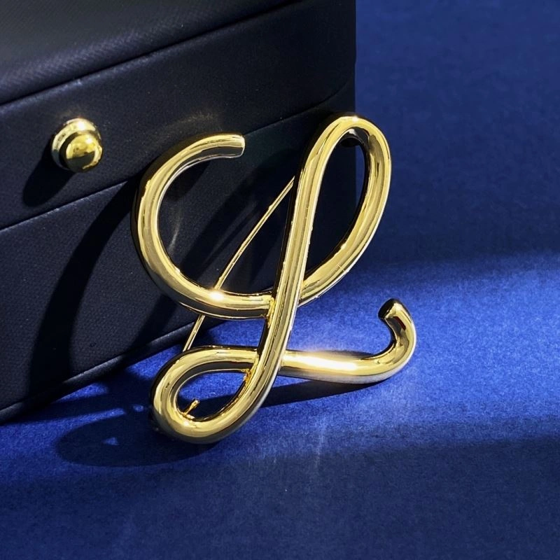 Lightweight Loewe Brooches 211195