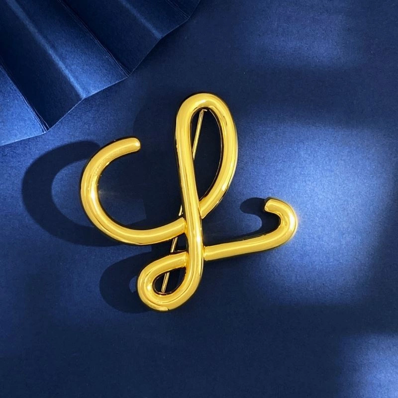 Durable Loewe Brooches 211194