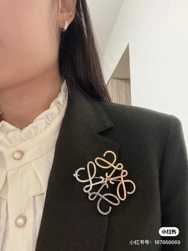 Loewe Brooches WaterResistant 208669