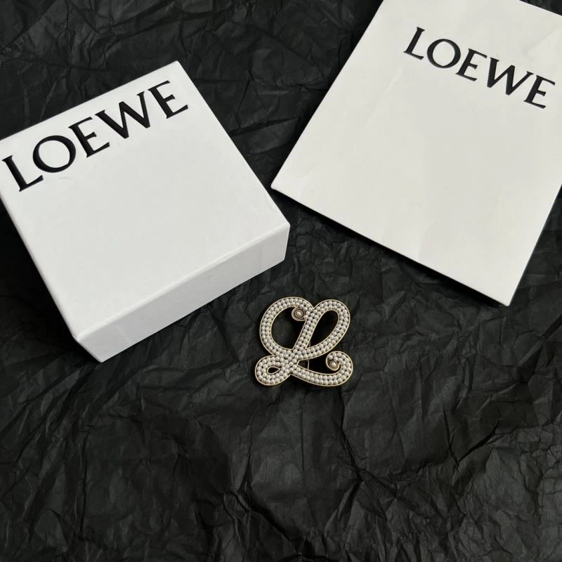 Sustainable Loewe Brooches 208660