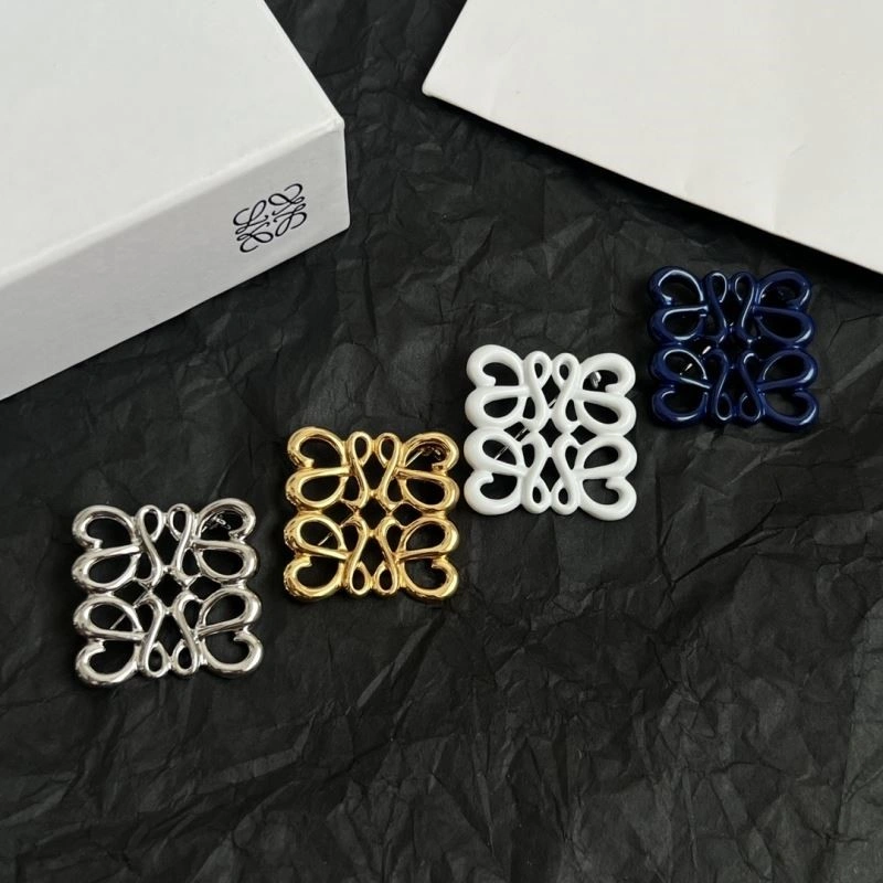 Loewe Brooches FashionForward 208663