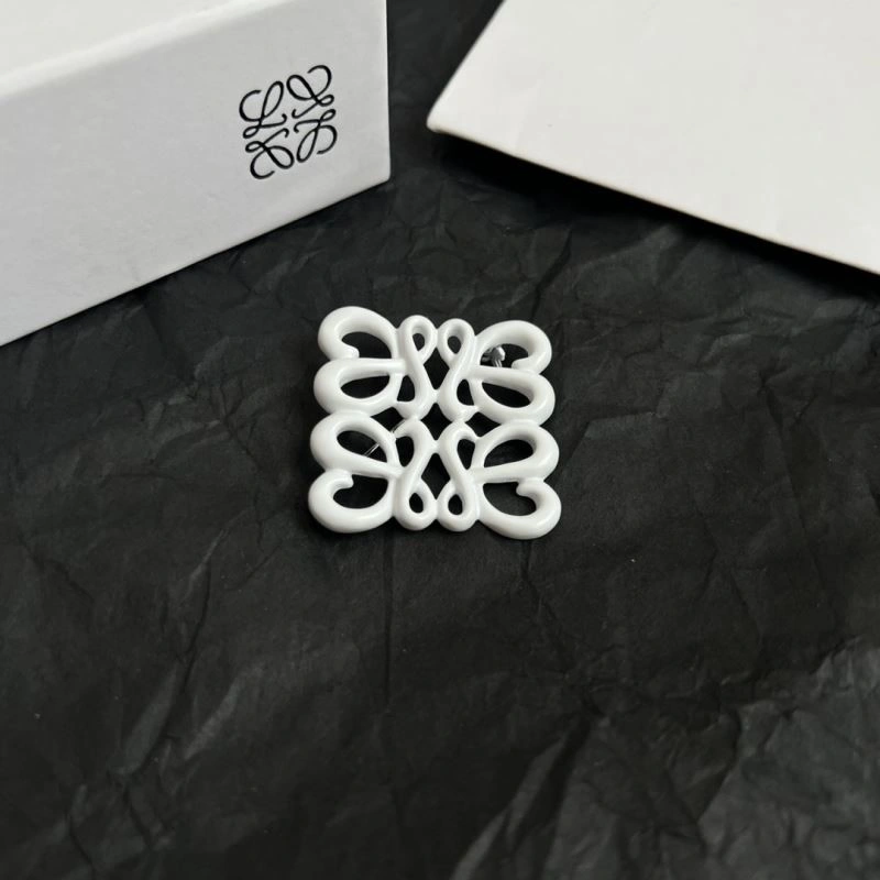 Loewe Brooches FashionForward 208663