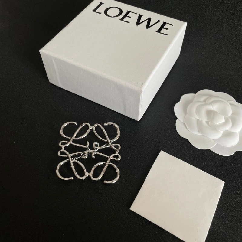 NewStyle Loewe Brooches 208675