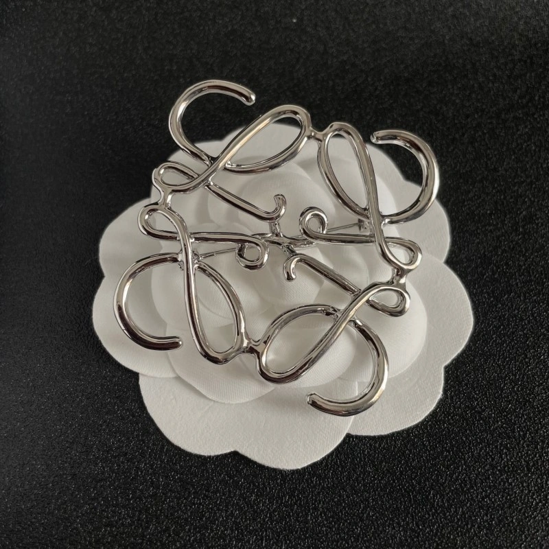 NewStyle Loewe Brooches 208675
