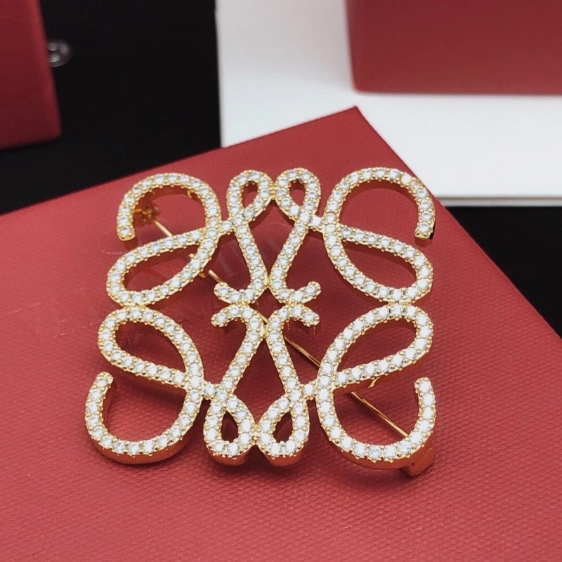 FreshLook Loewe Brooches 207924