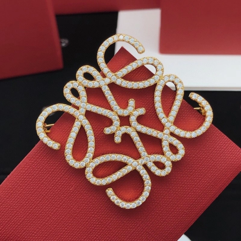 FreshLook Loewe Brooches 207924