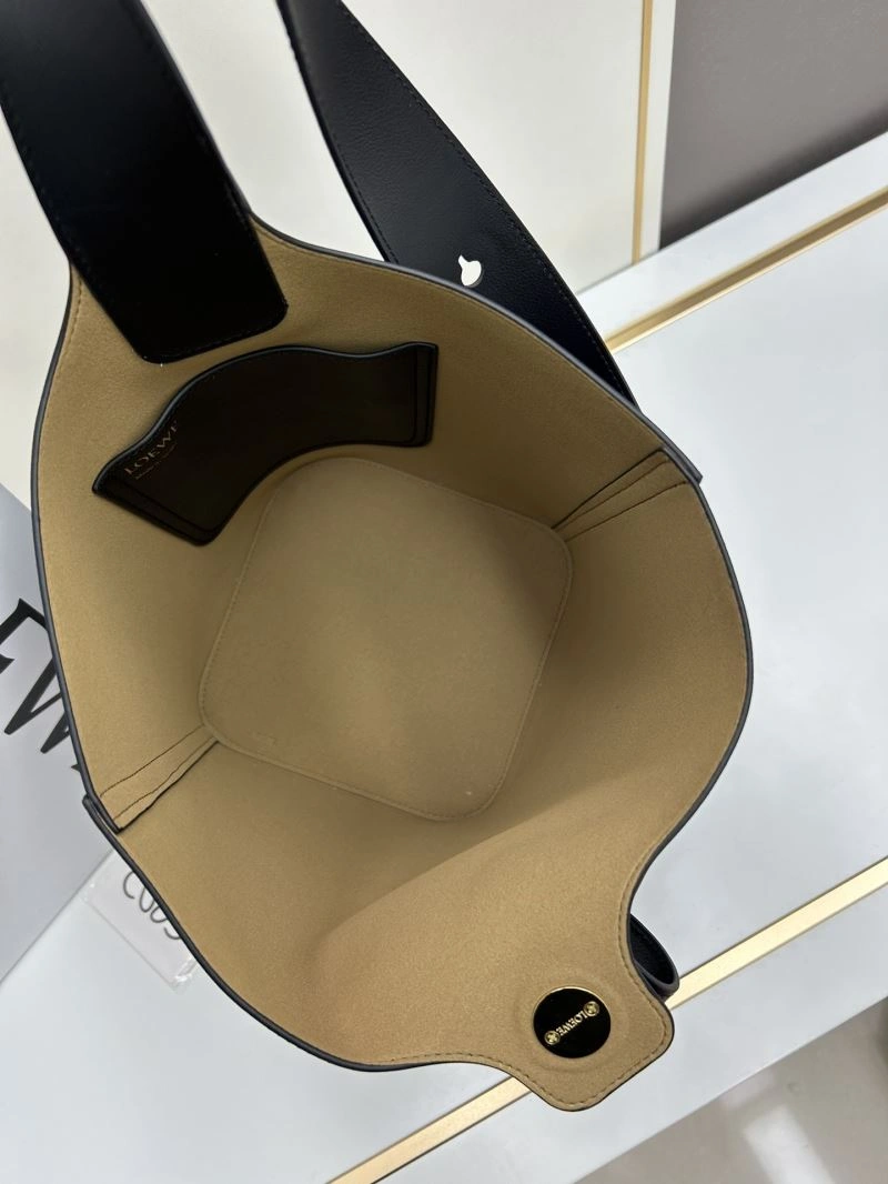 Versatile Loewe Bucket Bags 83834