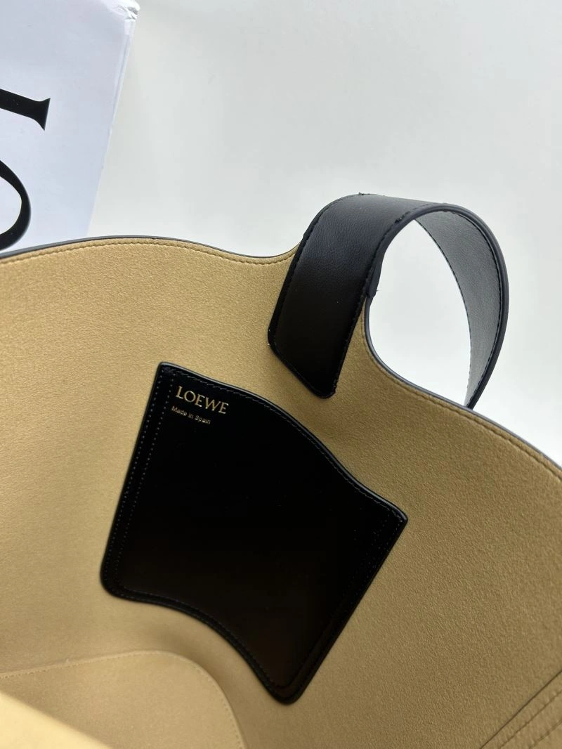 Versatile Loewe Bucket Bags 83834