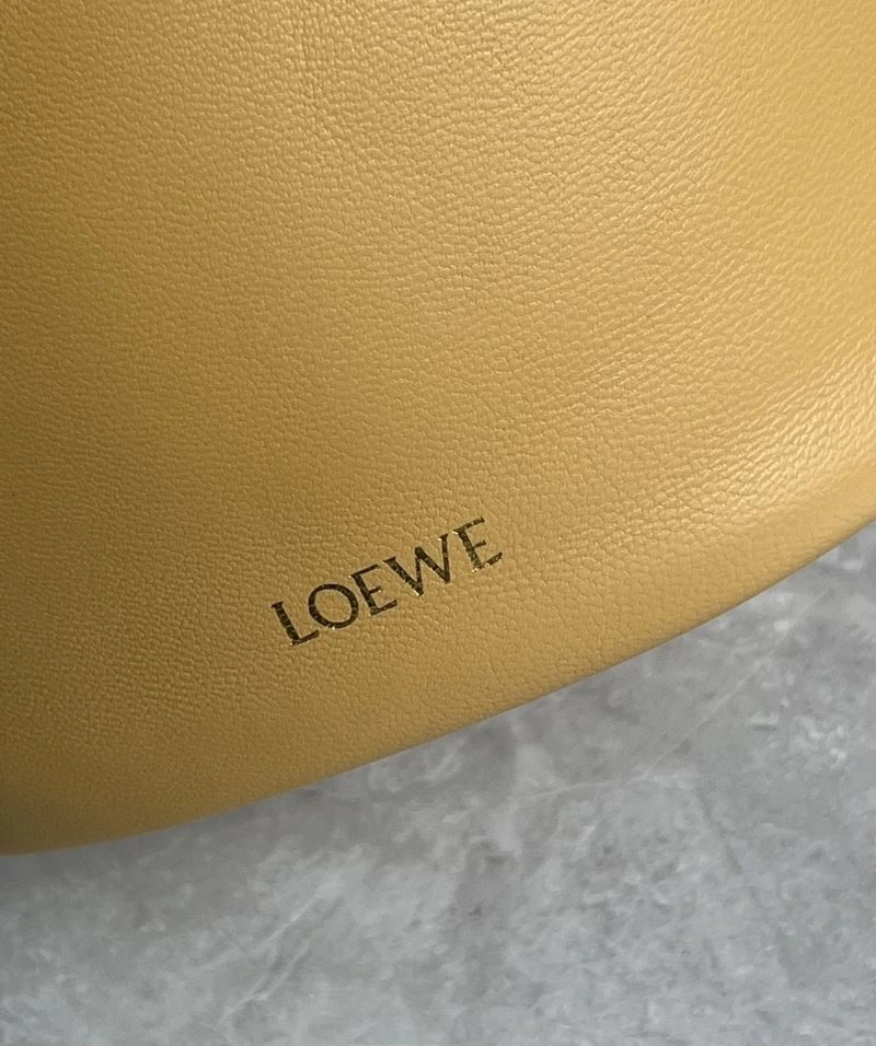 Loewe Bucket Bags Supportive 58617