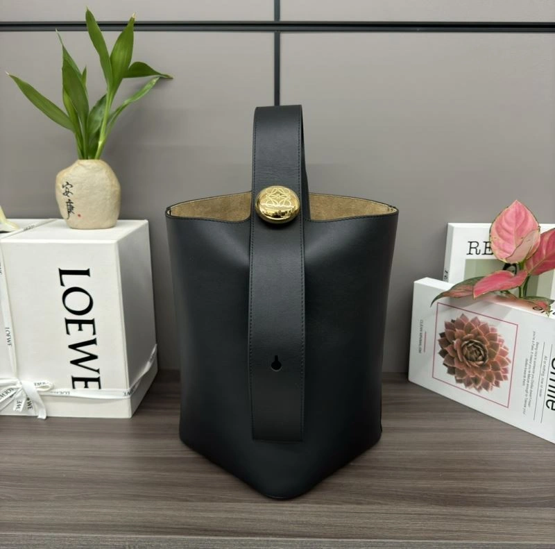 Loewe Bucket Bags Packable 58639