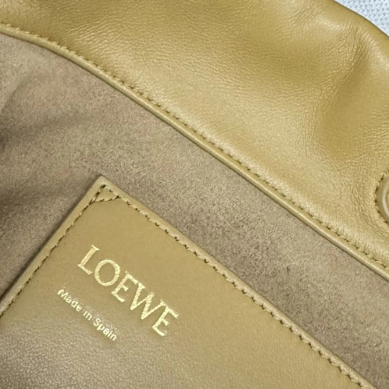 Loewe Bucket Bags ComfortFit 58588