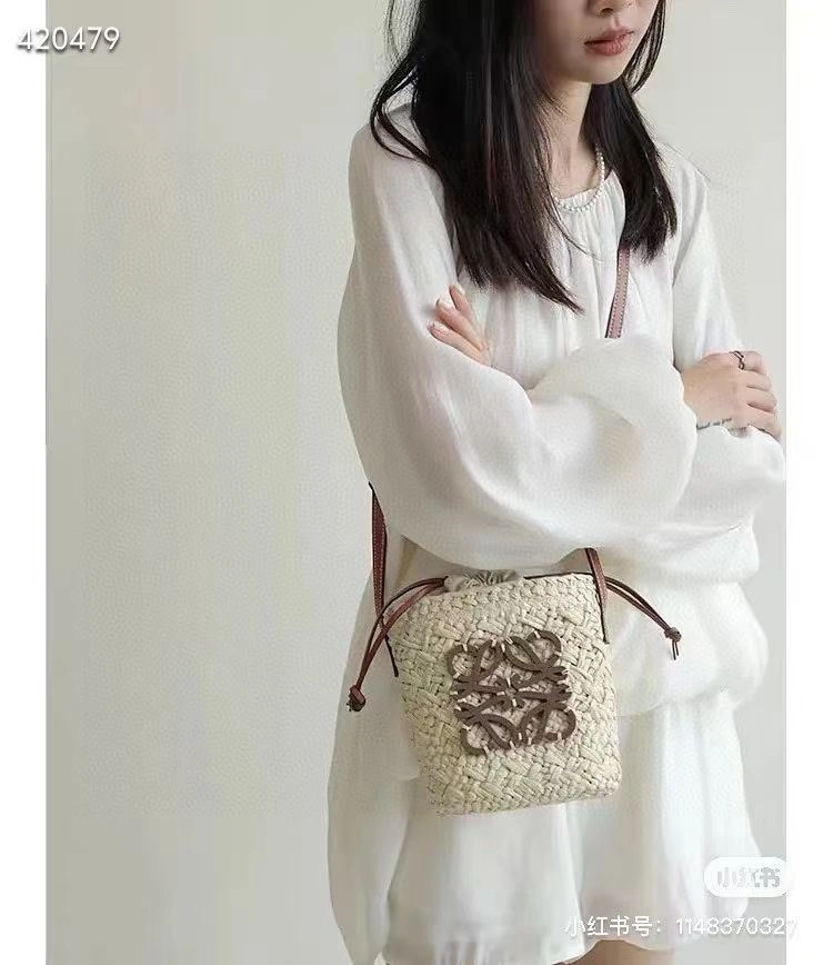 Unisex Loewe Bucket Bags 88109