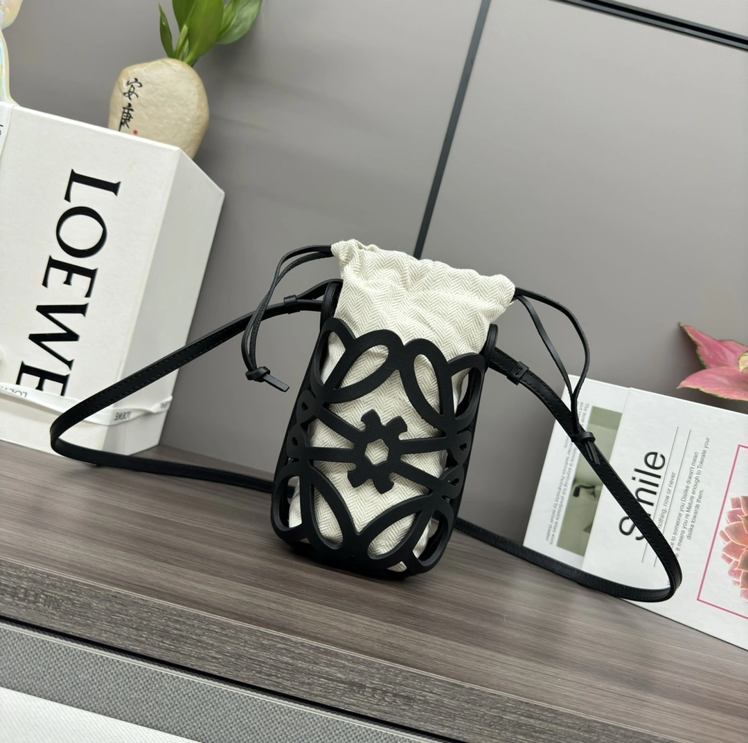 FlexibleFit Loewe Bucket Bags 72195
