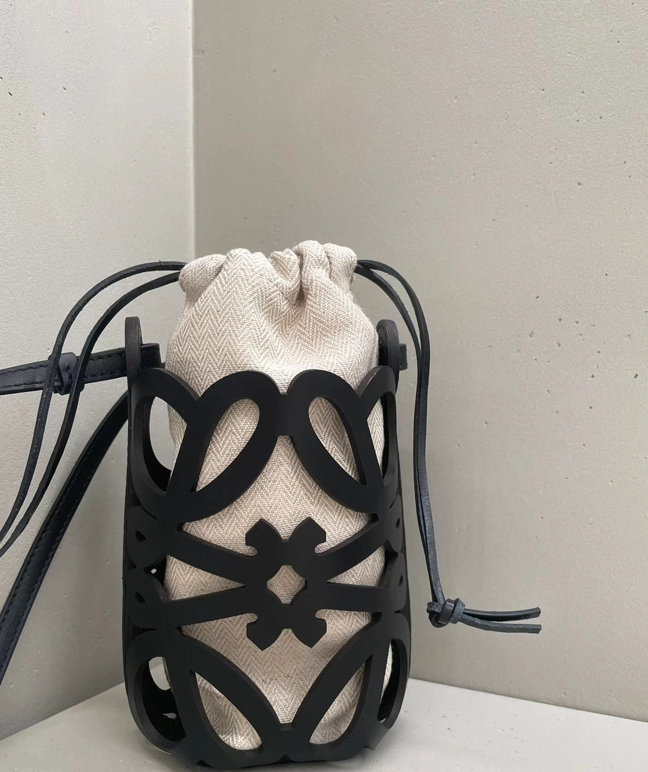 FlexibleFit Loewe Bucket Bags 72195
