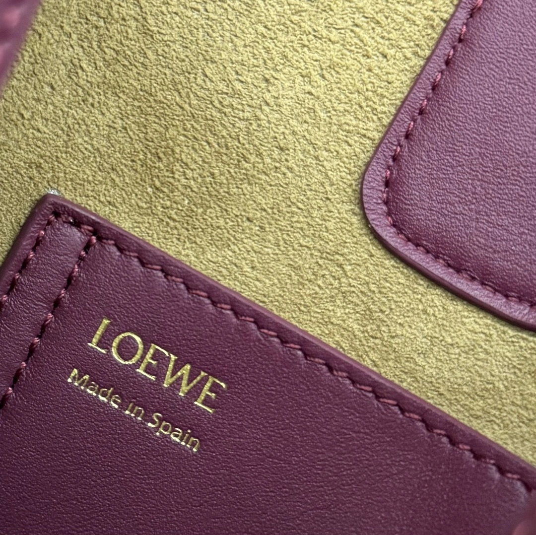 Loewe Bucket Bags Soft 67248