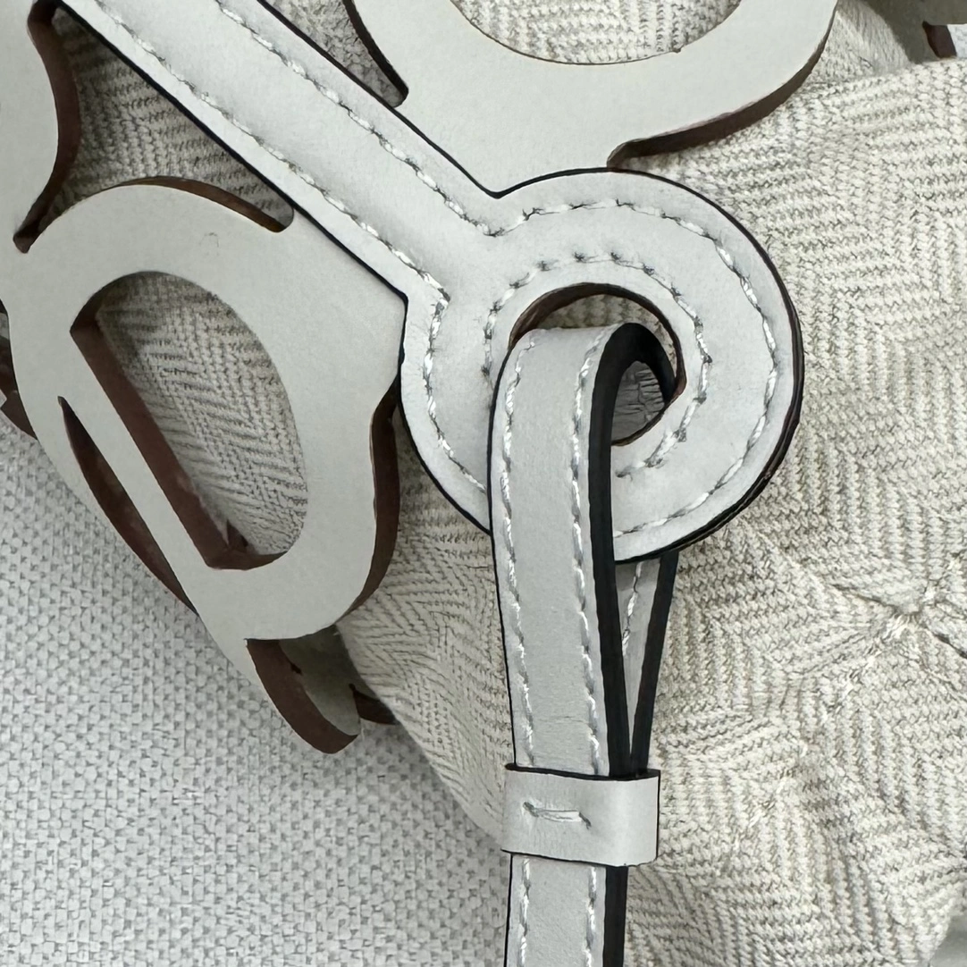Loewe Bucket Bags Original 67245