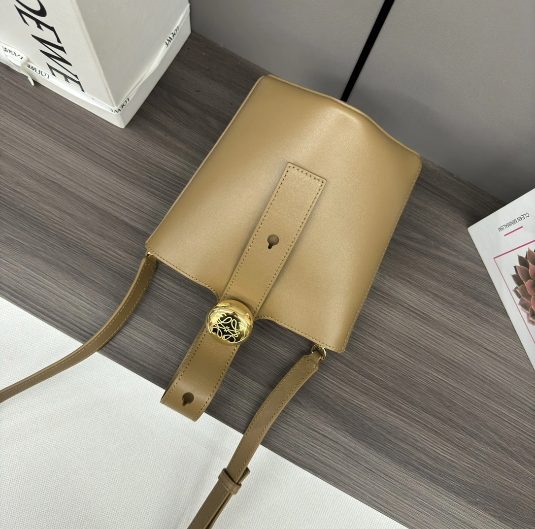 Lightweight Loewe Bucket Bags 67253
