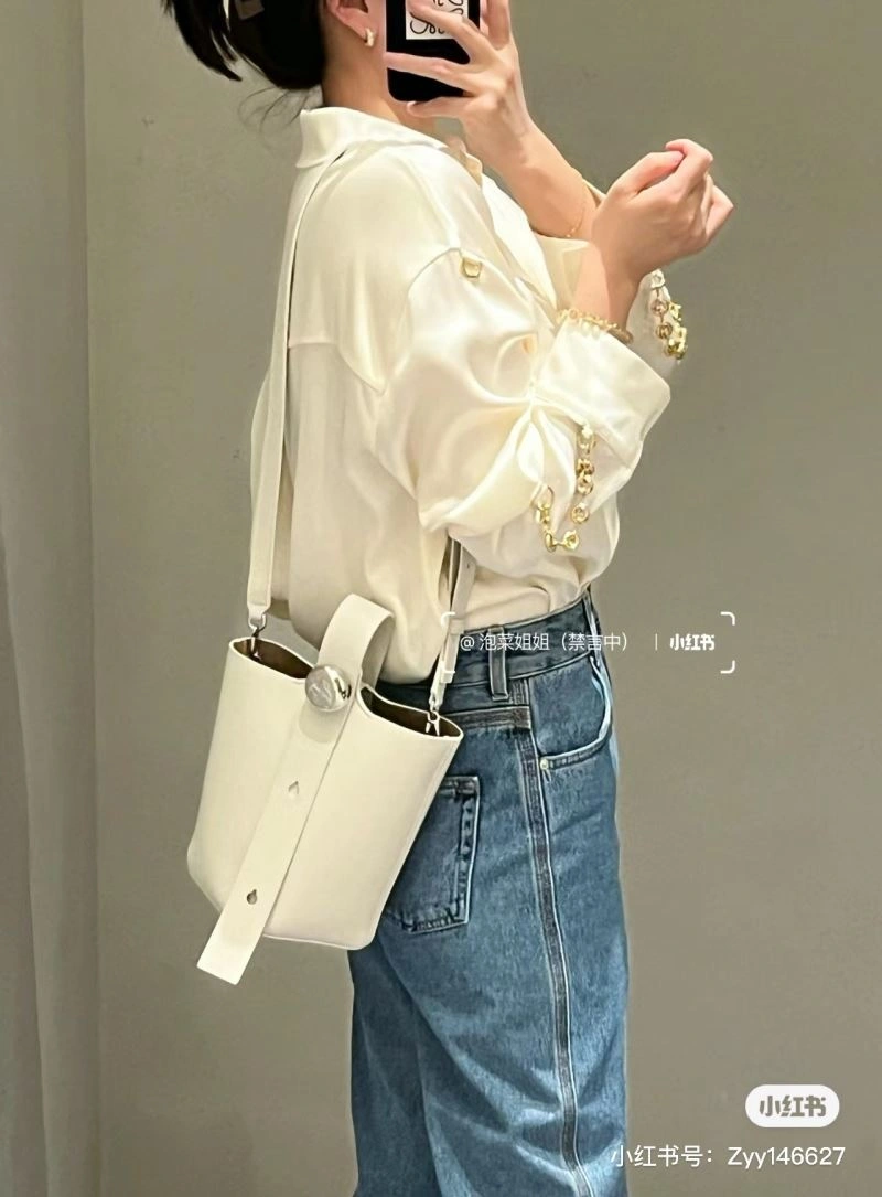 Loewe Bucket Bags Tailored 61766