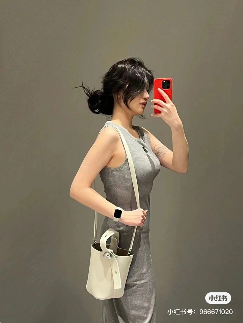 Loewe Bucket Bags Tailored 61766