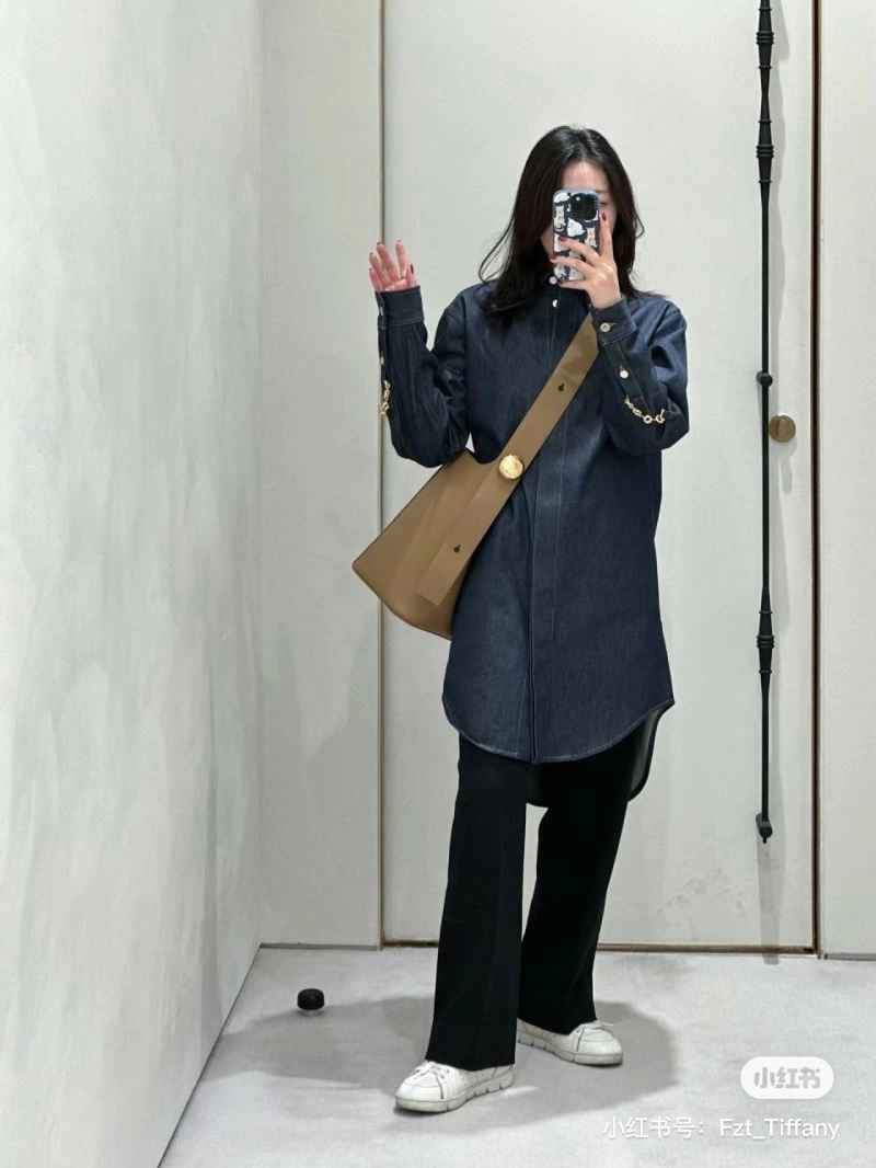 Lightweight Loewe Bucket Bags 61731