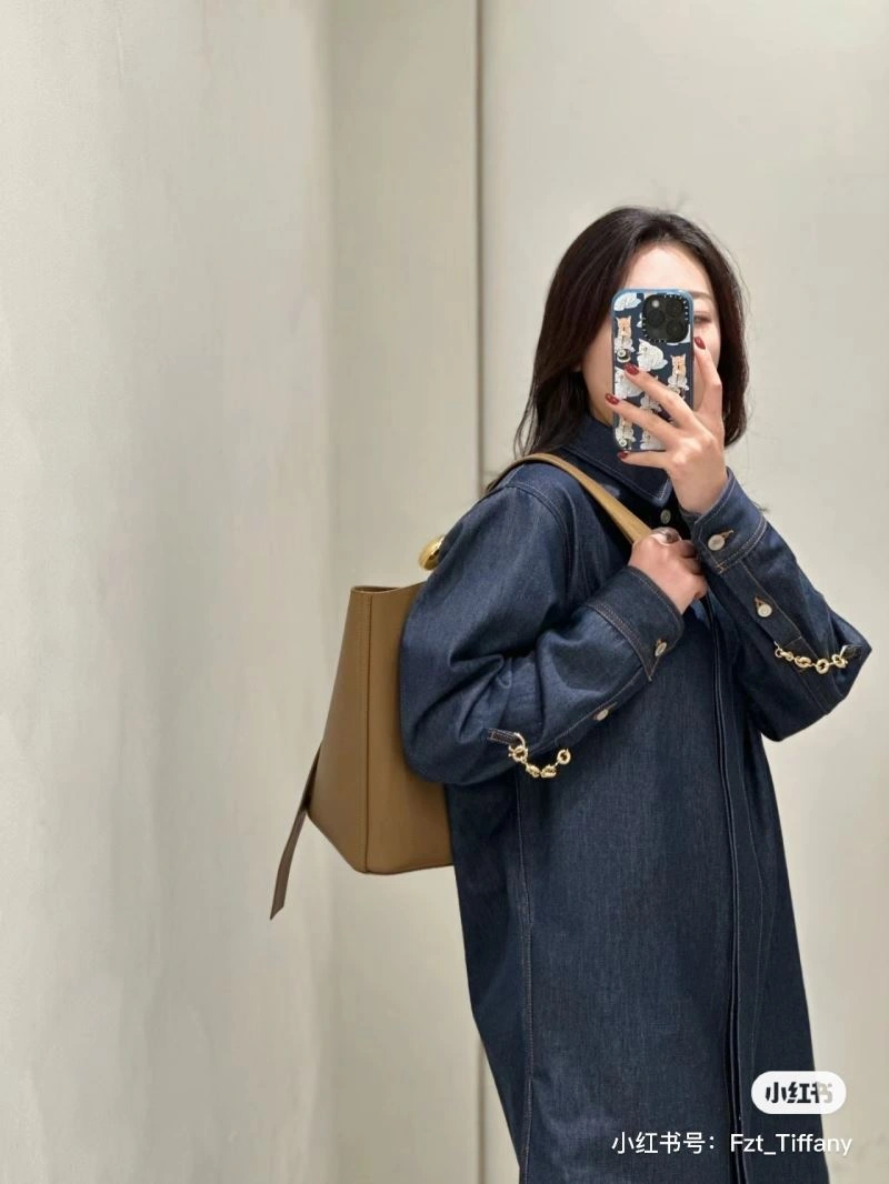 Lightweight Loewe Bucket Bags 61731