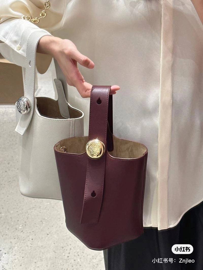 Loewe Bucket Bags Vibrant 61712