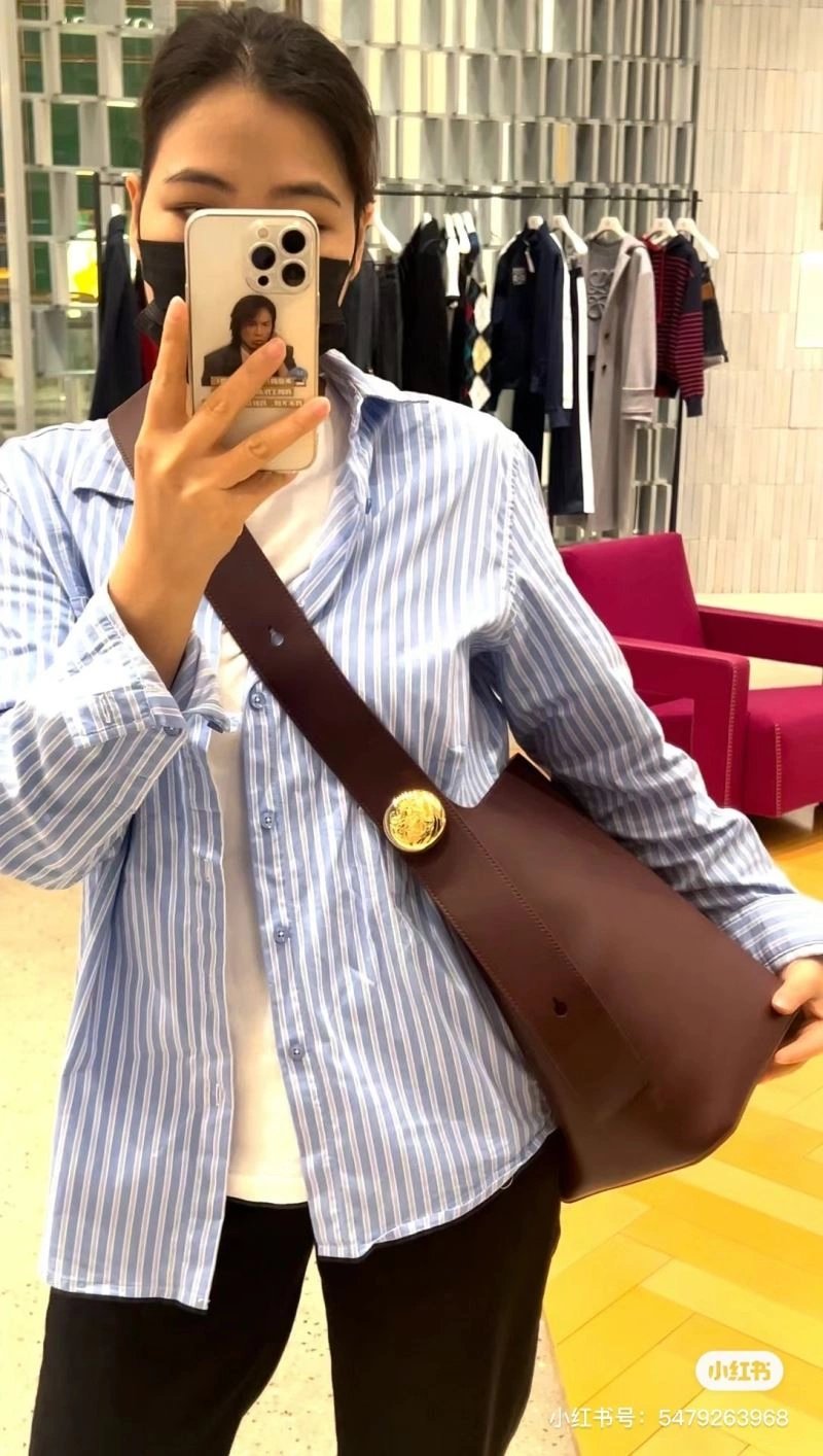 Packable Loewe Bucket Bags 61708