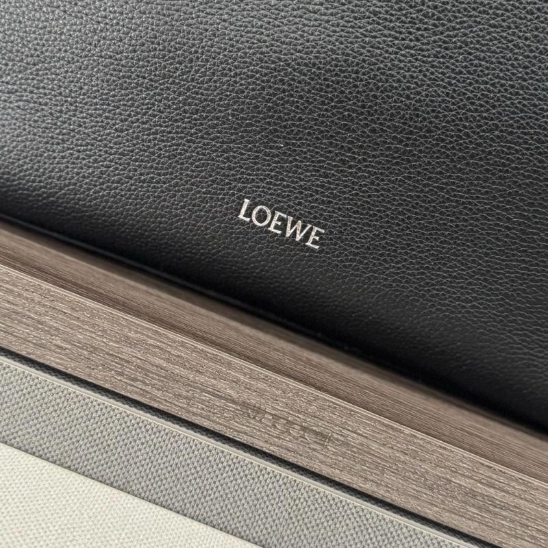 Loewe Bucket Bags Unique 61744