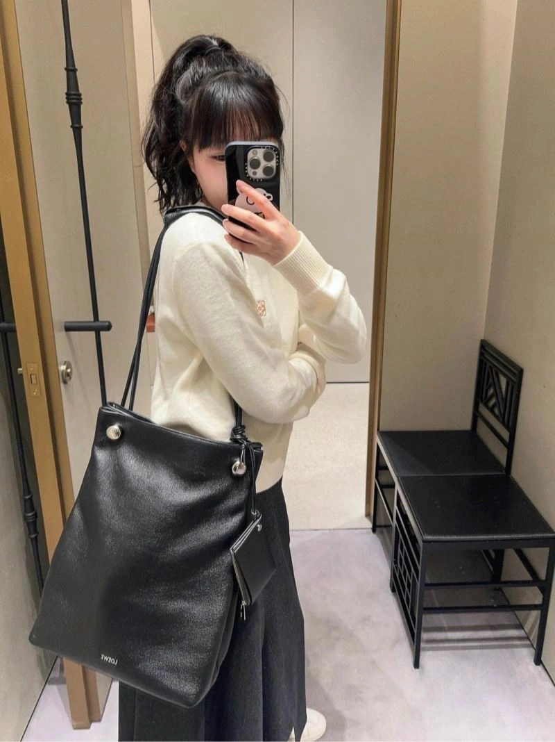 Loewe Bucket Bags Unique 61744