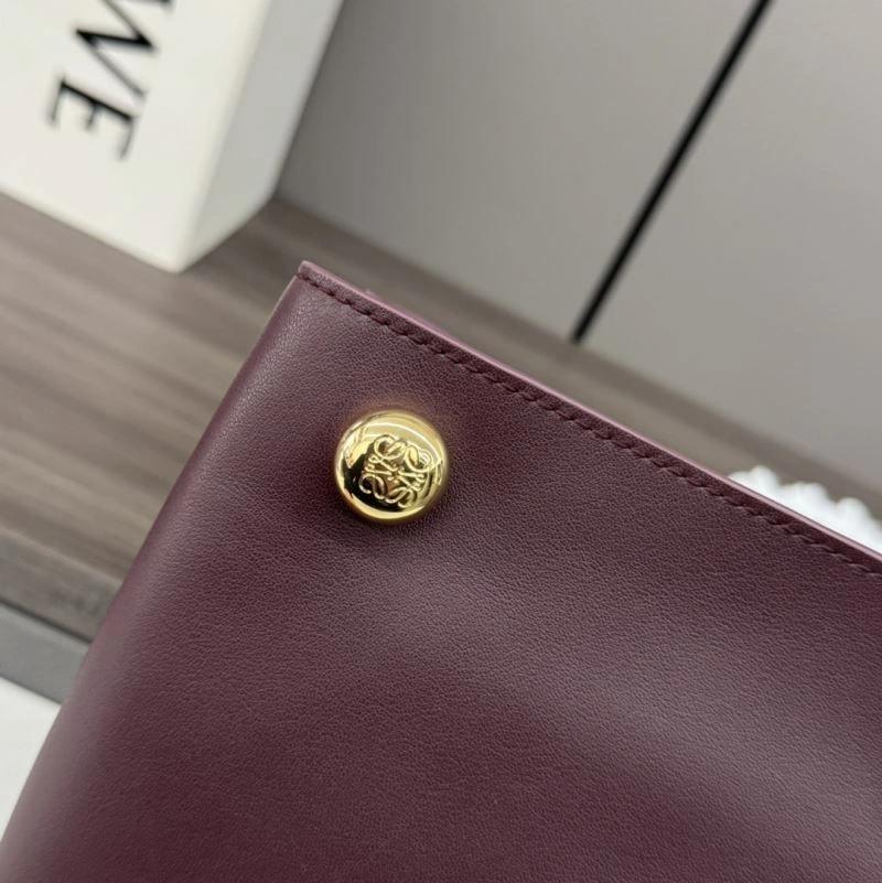 Loewe Bucket Bags Lightweight 61739
