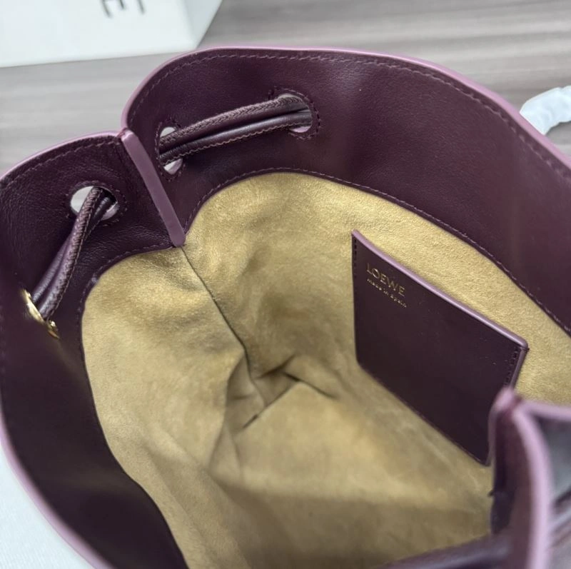 Loewe Bucket Bags Lightweight 61739