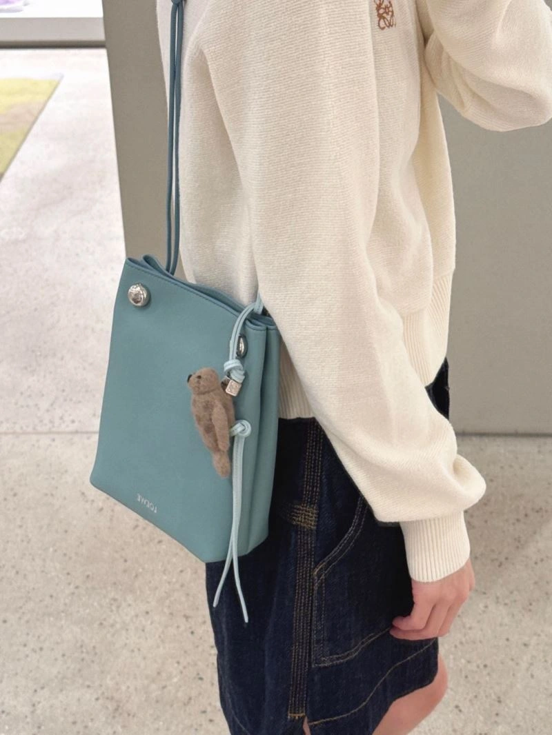 Loewe Bucket Bags ZipUp 61699