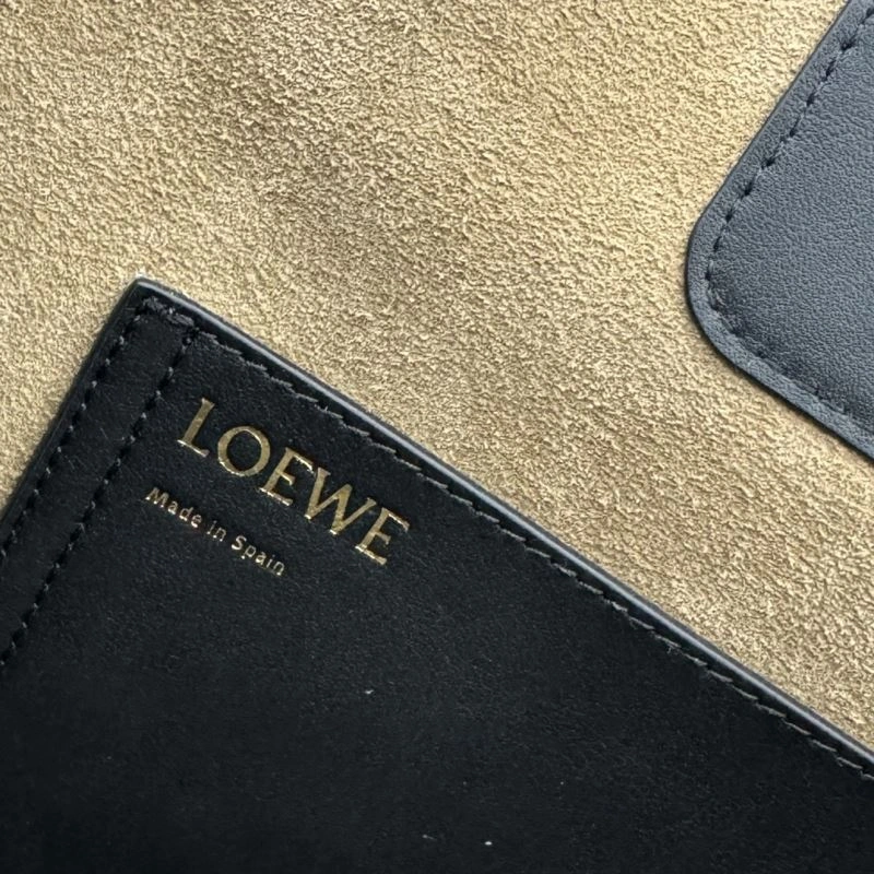 Loewe Bucket Bags Timeless 61696
