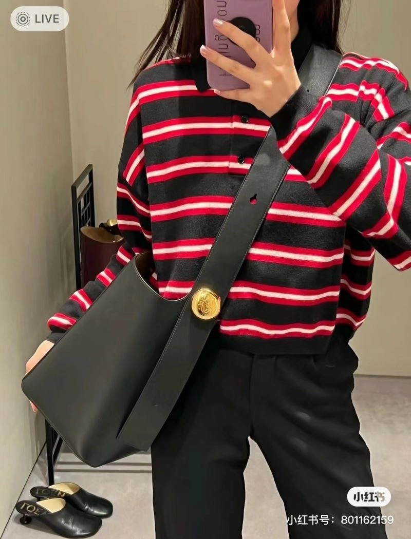 Loewe Bucket Bags Timeless 61696