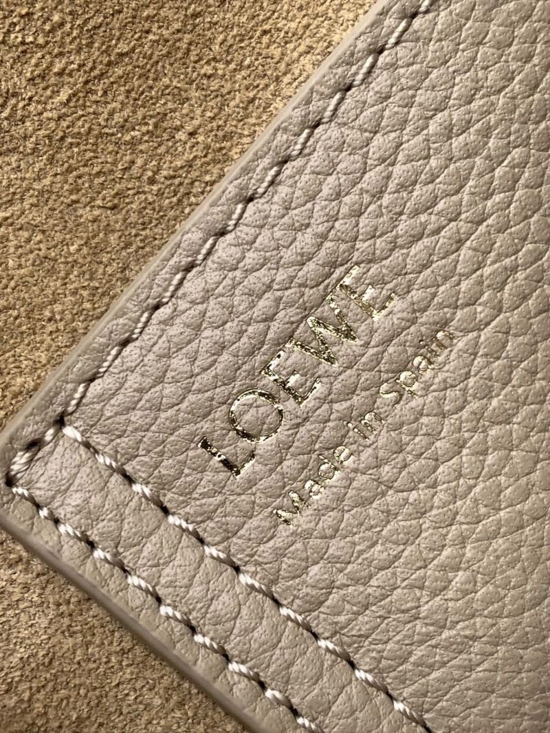 Loewe Bucket Bags Classic 73224
