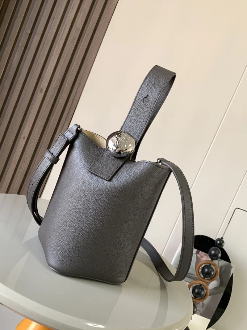 Loewe Bucket Bags Elegant 73260