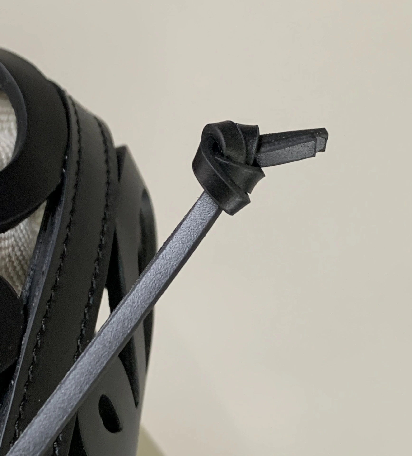 Loewe Bucket Bags Supportive 72003