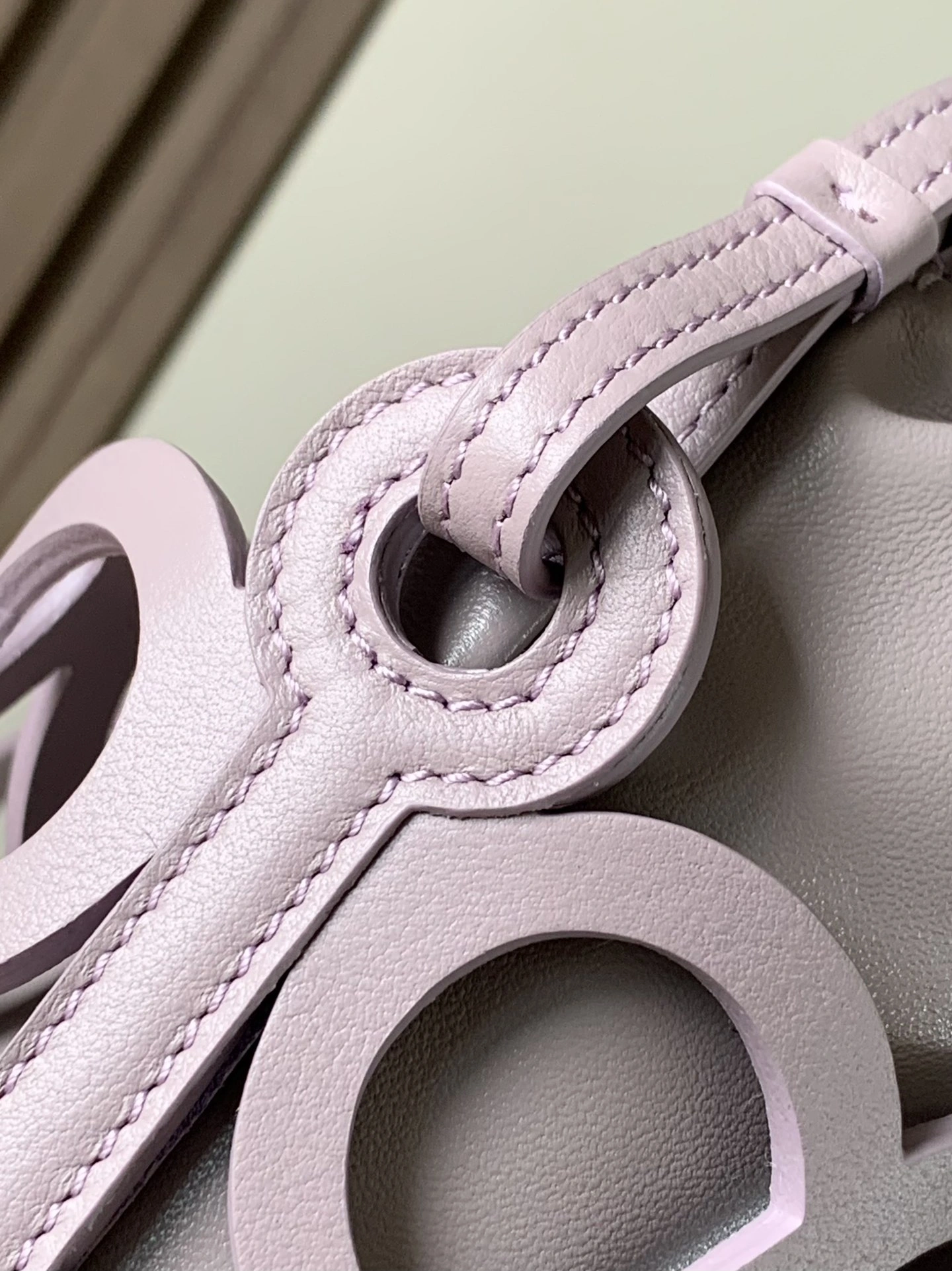 Timeless Loewe Bucket Bags 71998