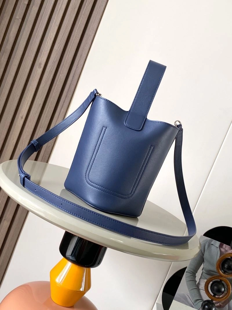 Sustainable Loewe Bucket Bags 67106